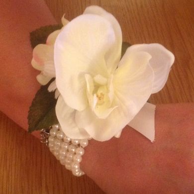Artificial Orchid / Rose Kelly Wristlet Corsage