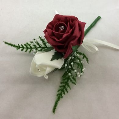 Double Buttonhole with Pearl Loops and Asparagus Fern
