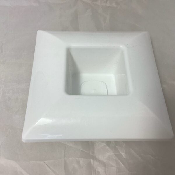 17cm Cobra Plastic Dish White