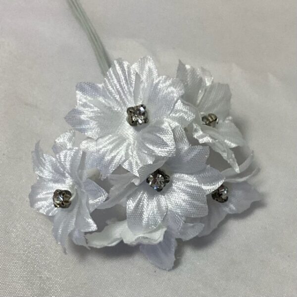 Artificial Diamante Daisy (Bunch 6) White